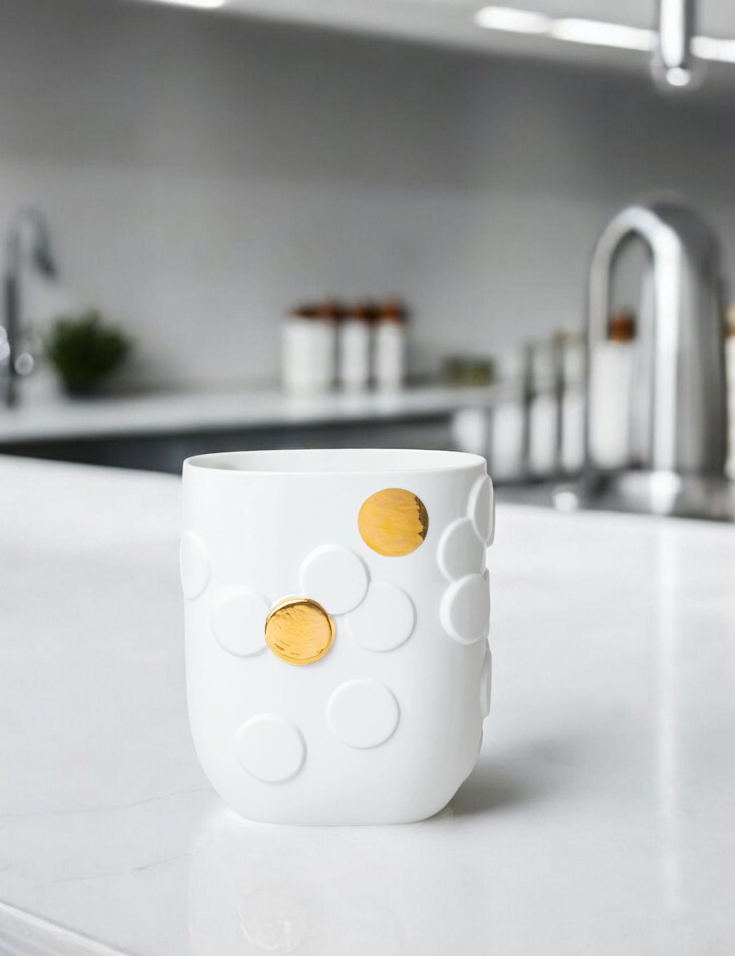 Goldener Punkt Vase Räder