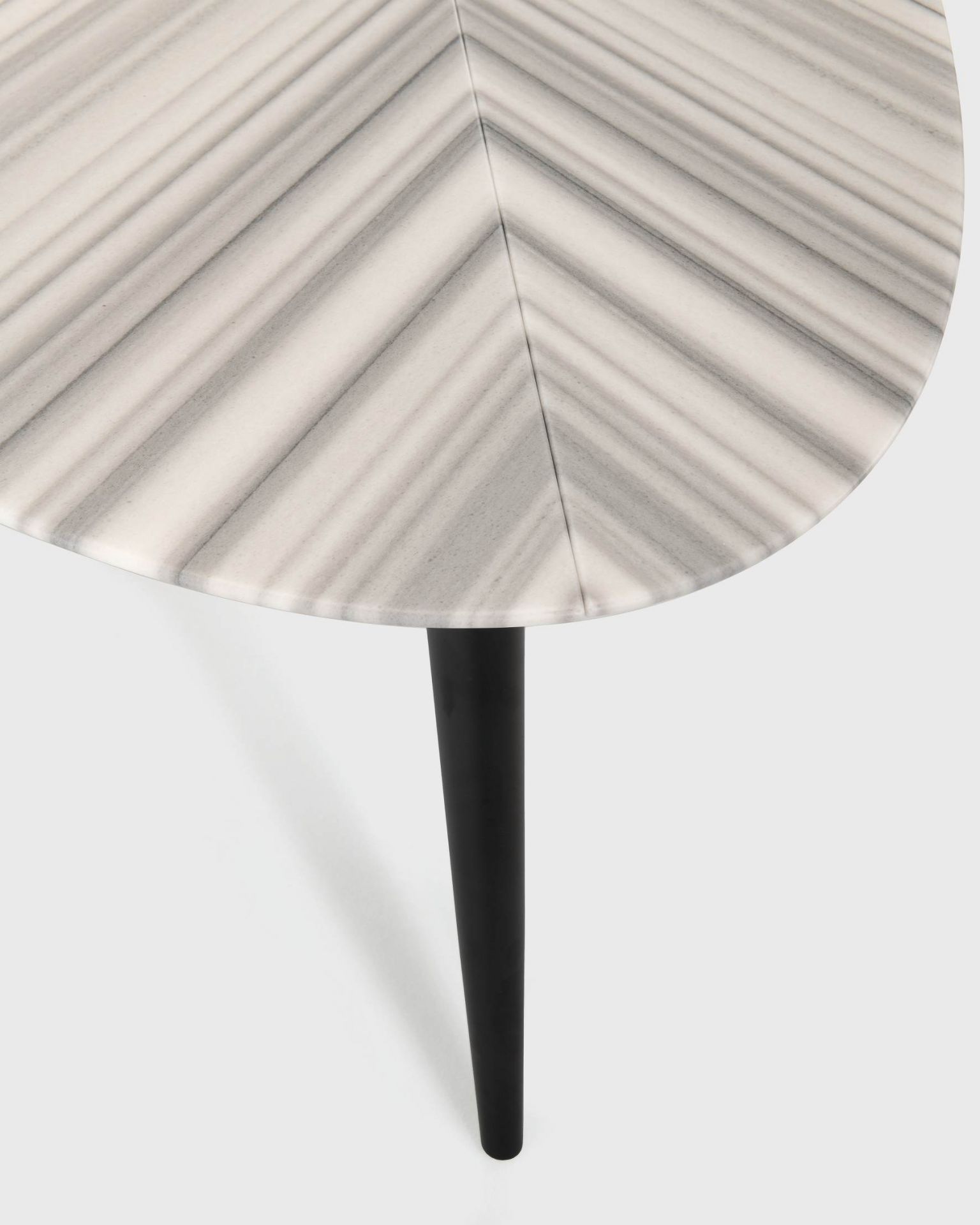 2318 Tweed Marble Esstisch B 250 cm Zanotta