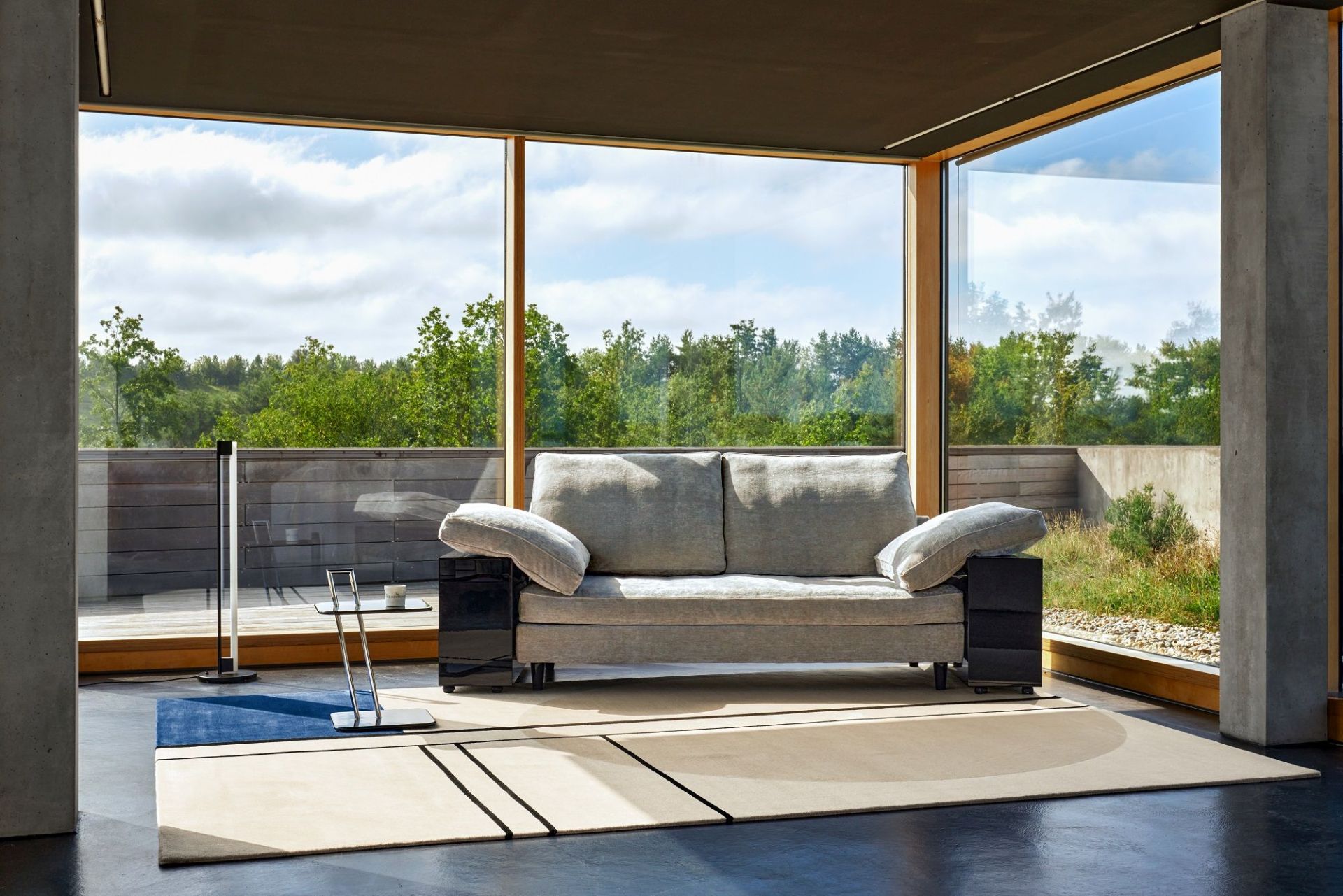 Lota Sofa Classicon
