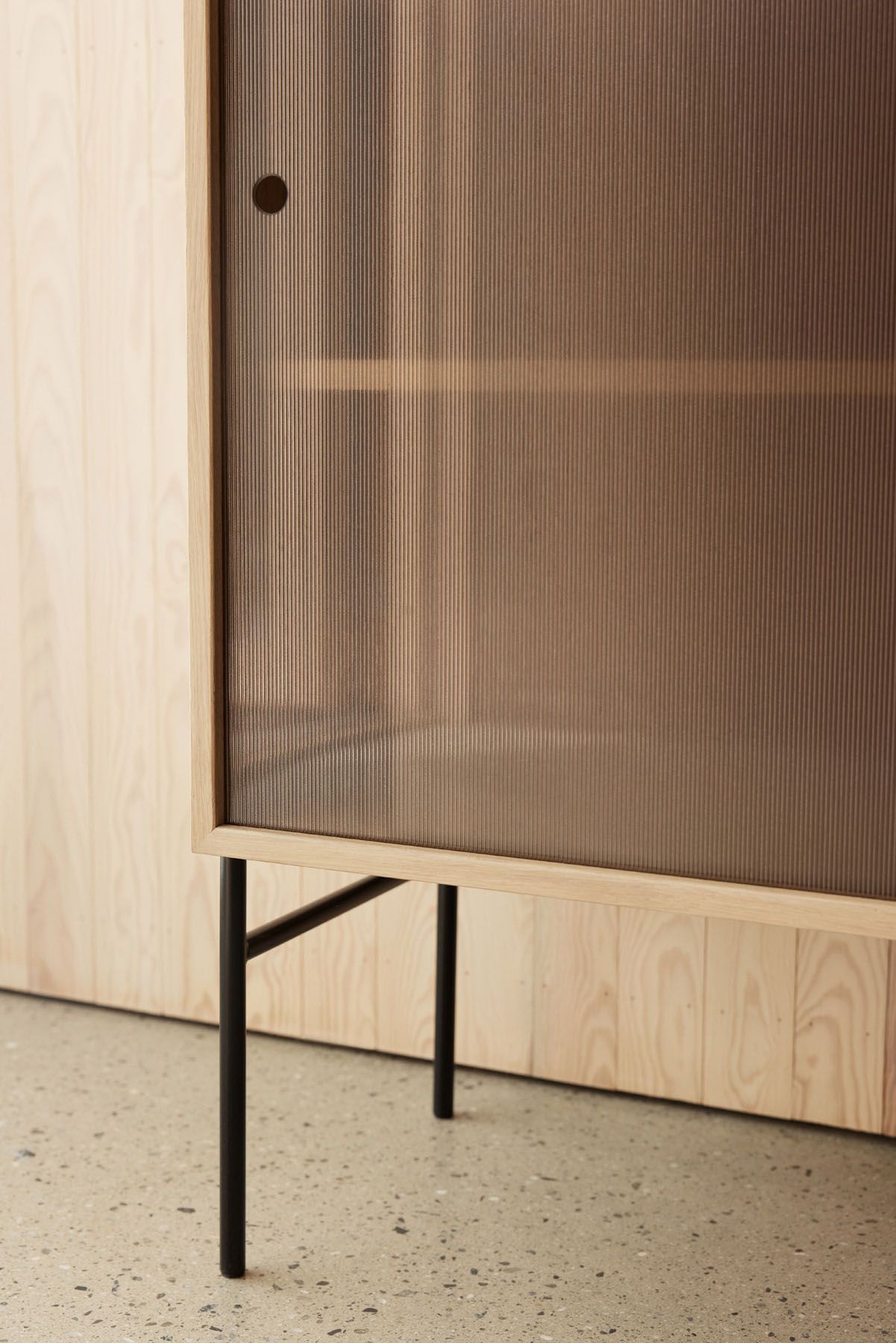 Hifive Glasvitrine Low B75cm Eiche hell Northern