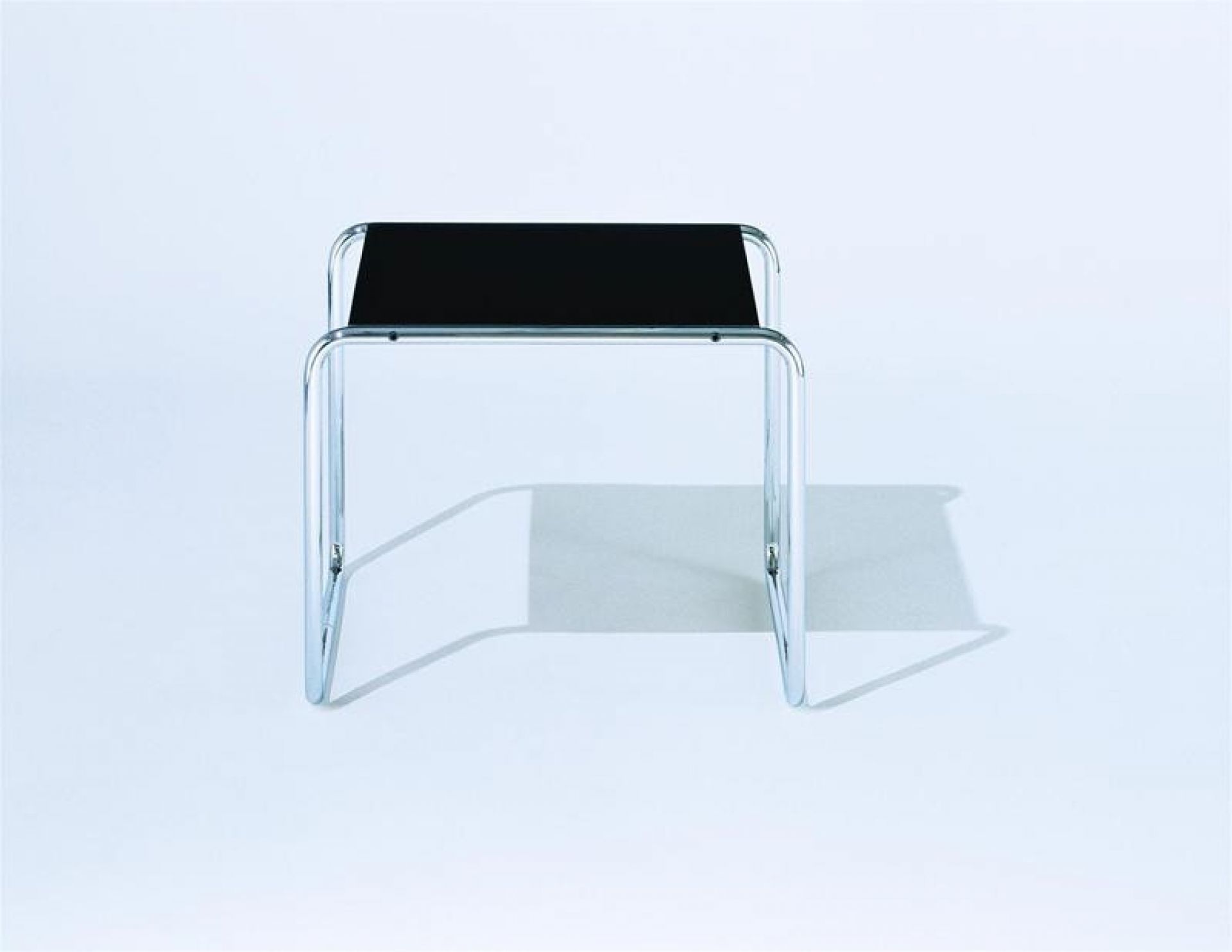Laccio 1 Couchtisch klein schwarz / anthrazit Knoll International - QUICK SHIP