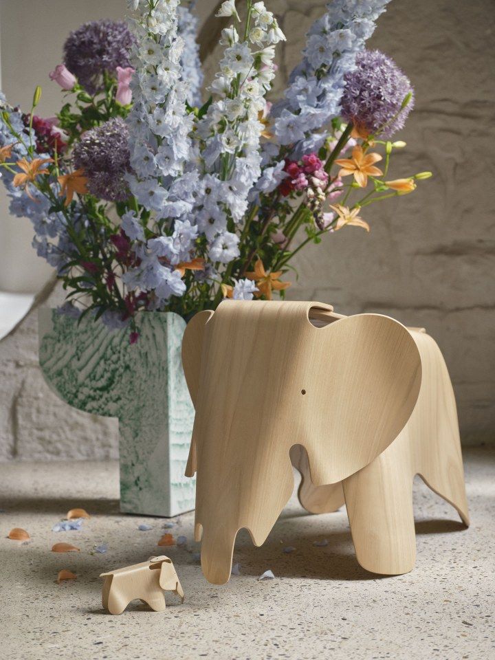 Eames Elephant Plywood Hocker Vitra NEUE VERSION