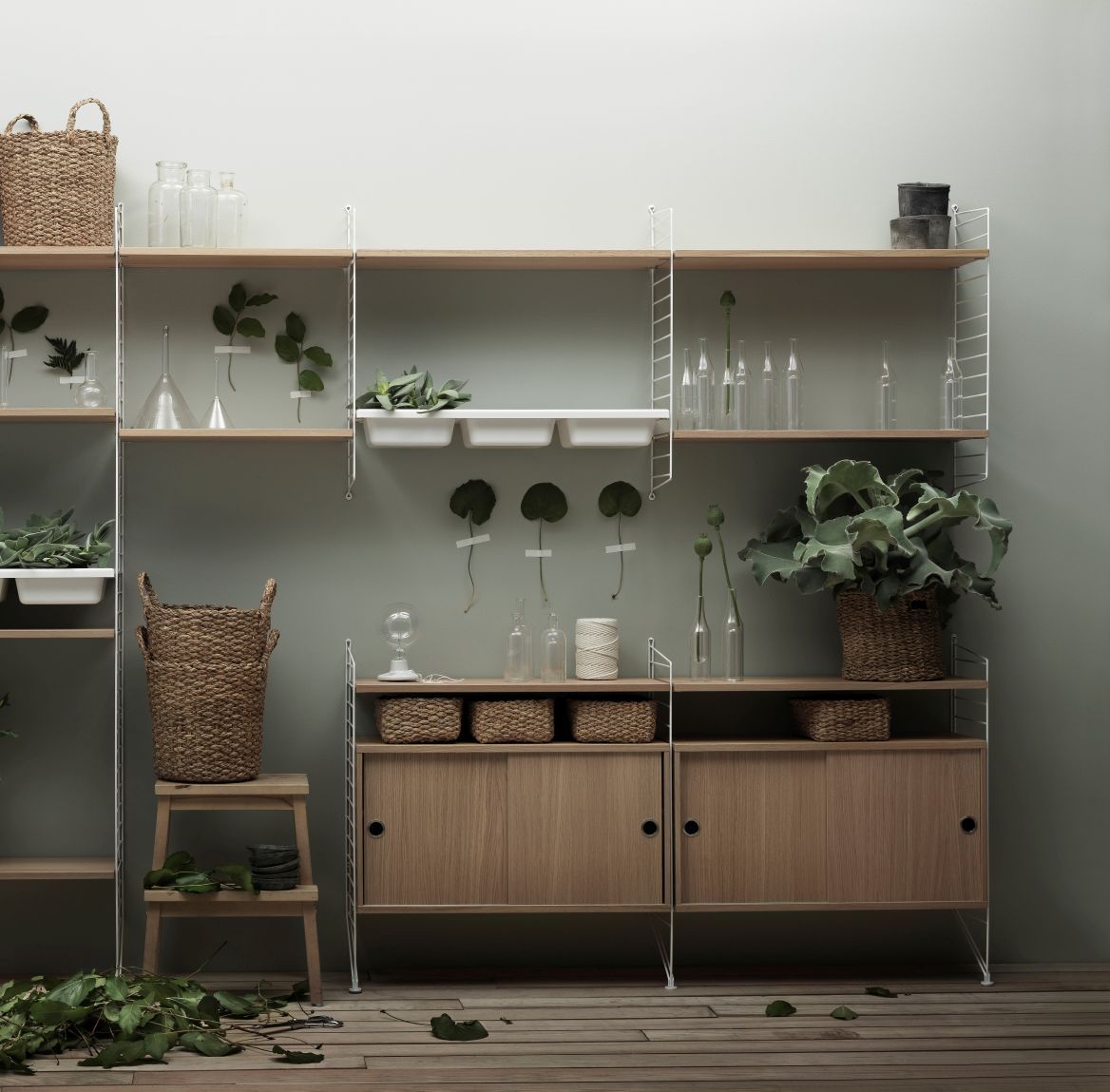 Einzelteil Schrankelement mit Schiebetüren String Furniture