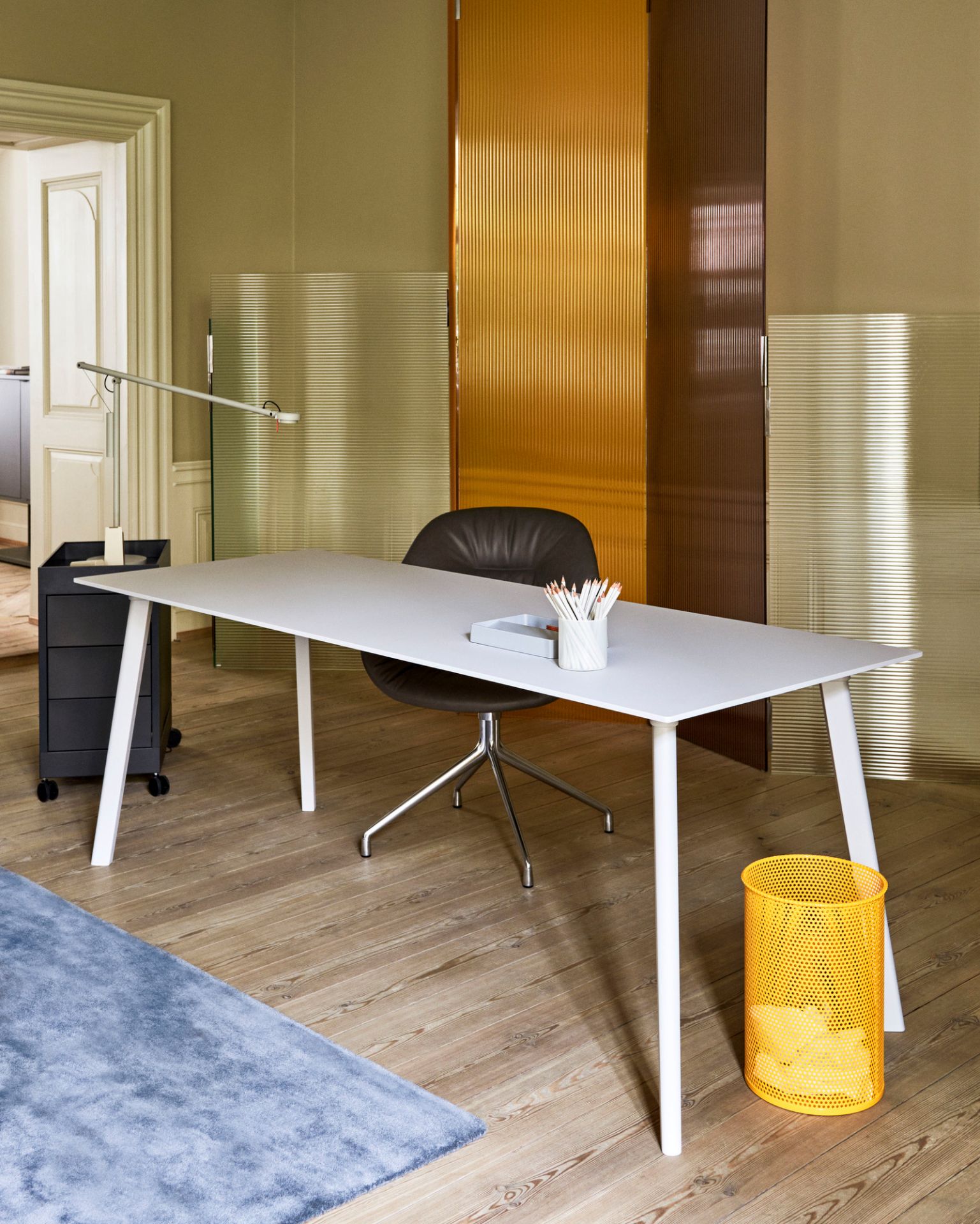 Fifty-fifty Table Lamp Tischleuchte groß Hay
