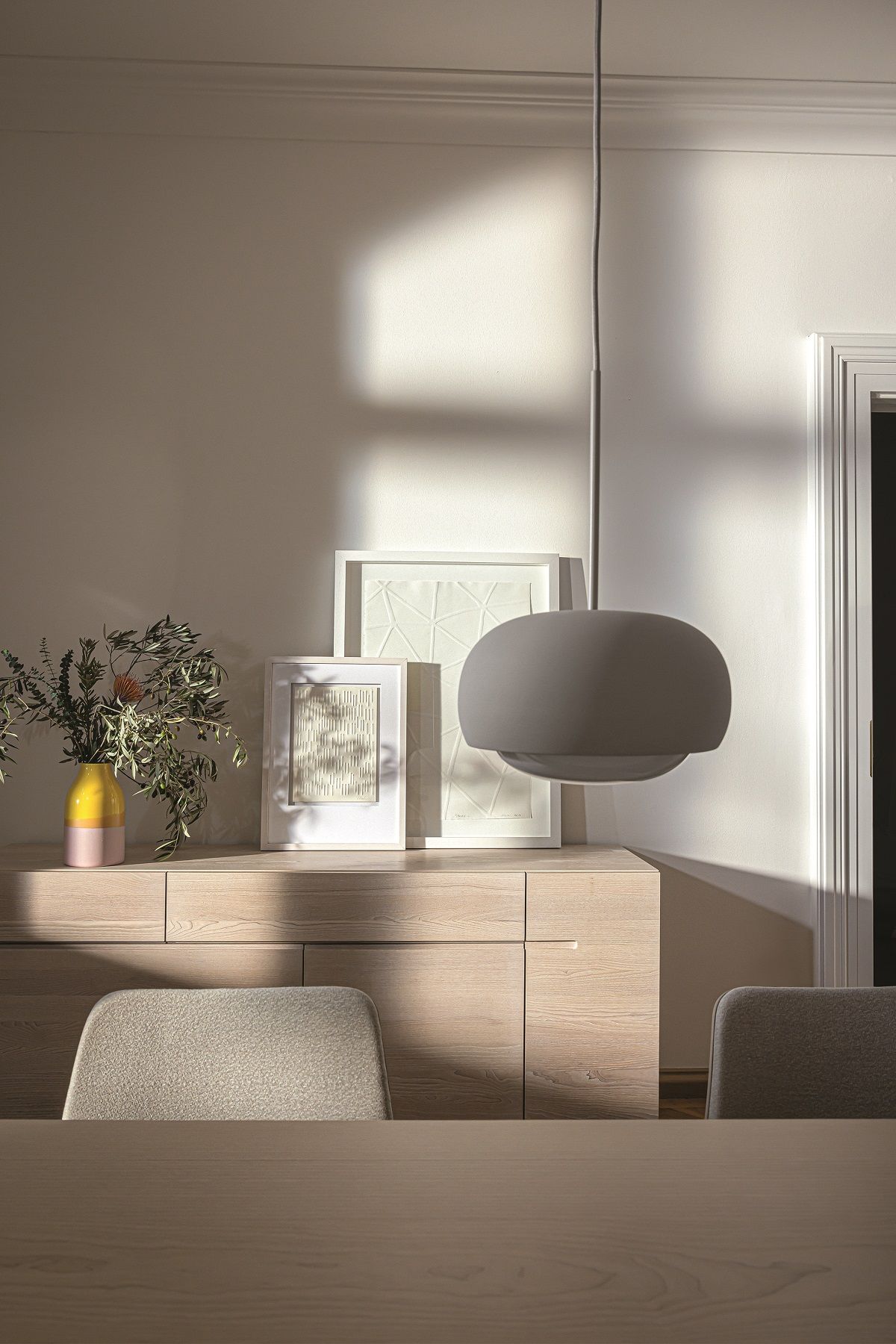 E8 Tisch / Esstisch Massivholz Zeitraum