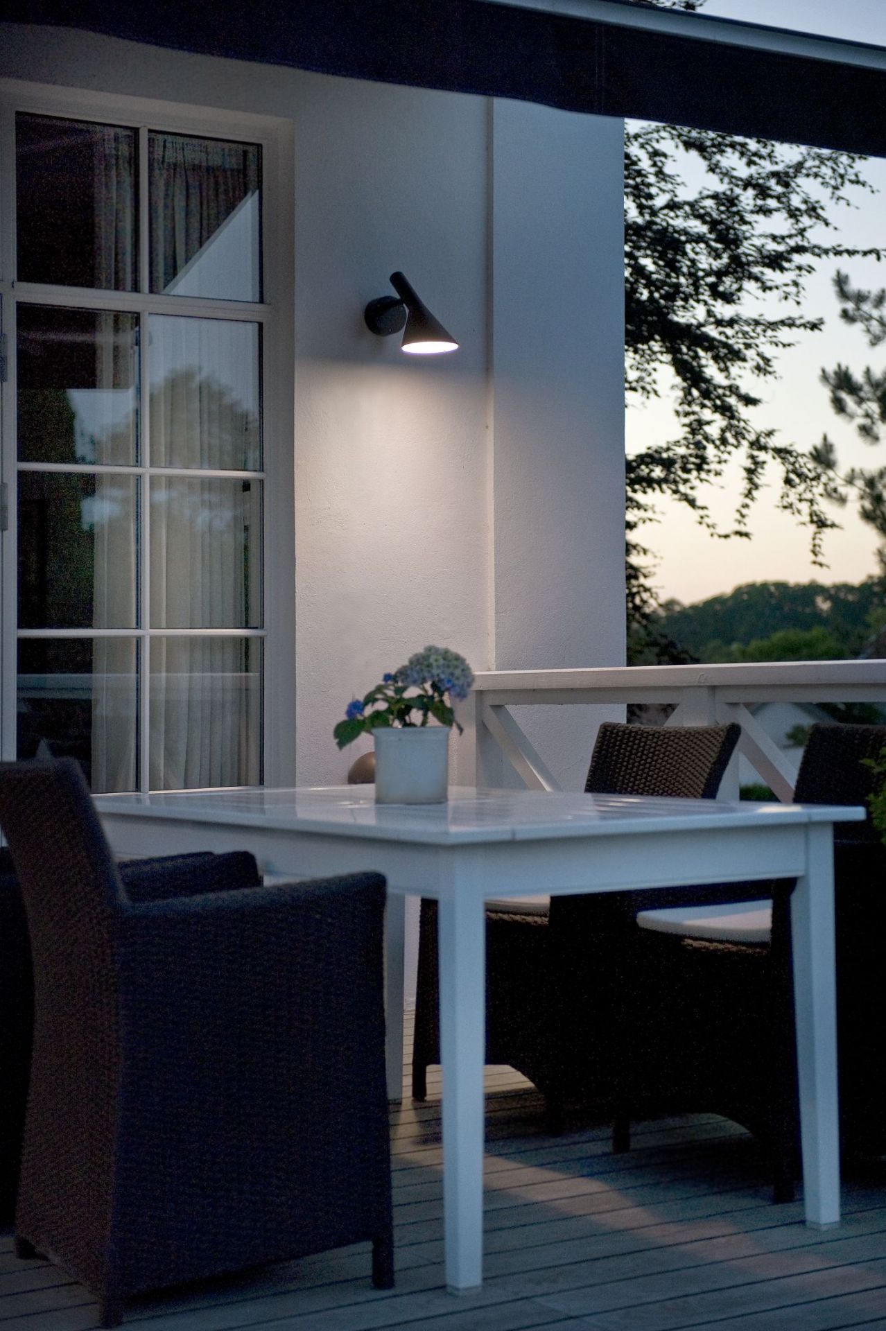 AJ 50 Outdoor Wandleuchte Louis Poulsen