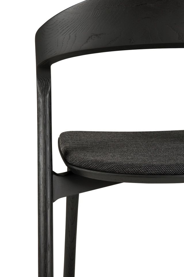 Bok Stuhl Eiche braun / Stoff Schwarz Ethnicraft