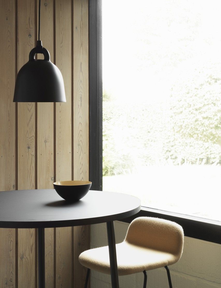Bell Lamp Hängeleuchte Normann Copenhagen Sand Ø 35 cm