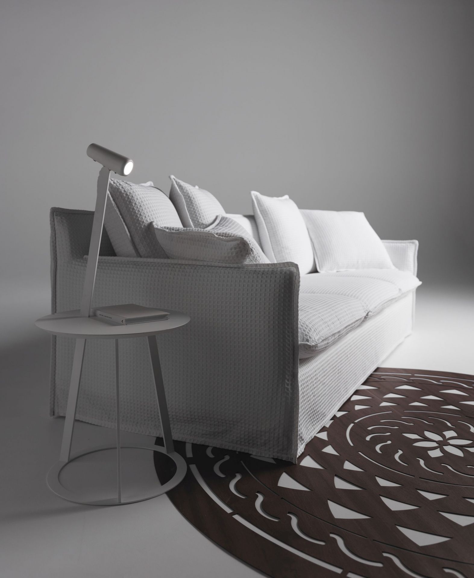 Albino Torcia Beistelltisch weiß Casamania Horm