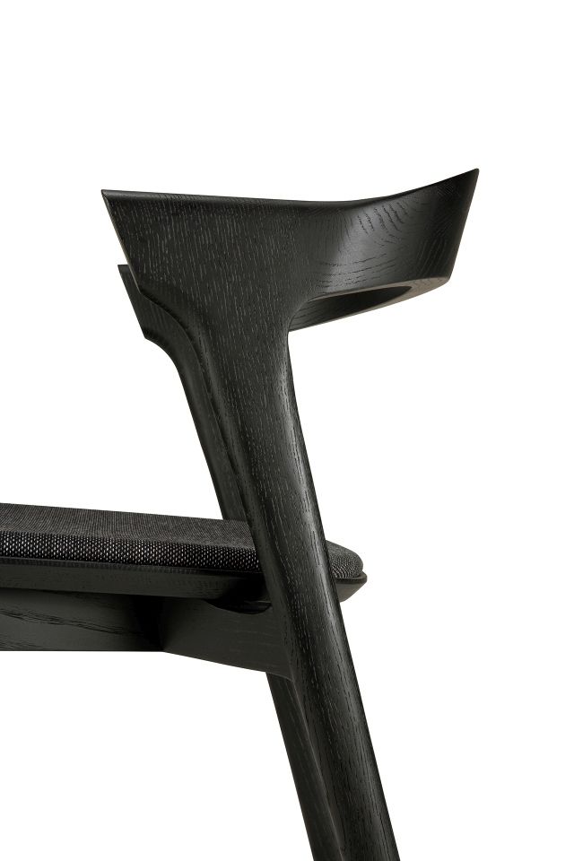 Bok Stuhl Eiche braun / Stoff Schwarz Ethnicraft