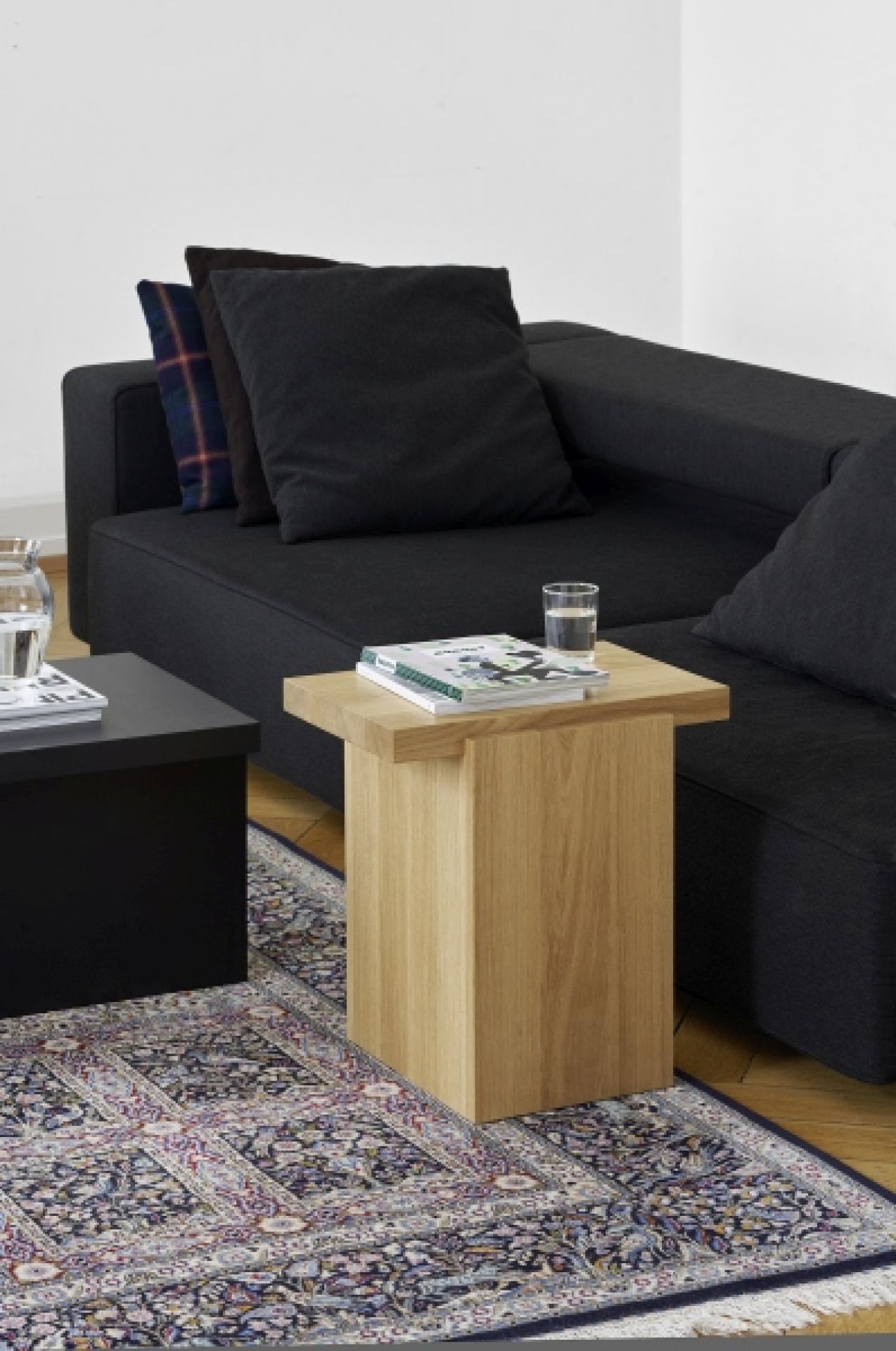 DT02 Tore Small Beistelltisch e15