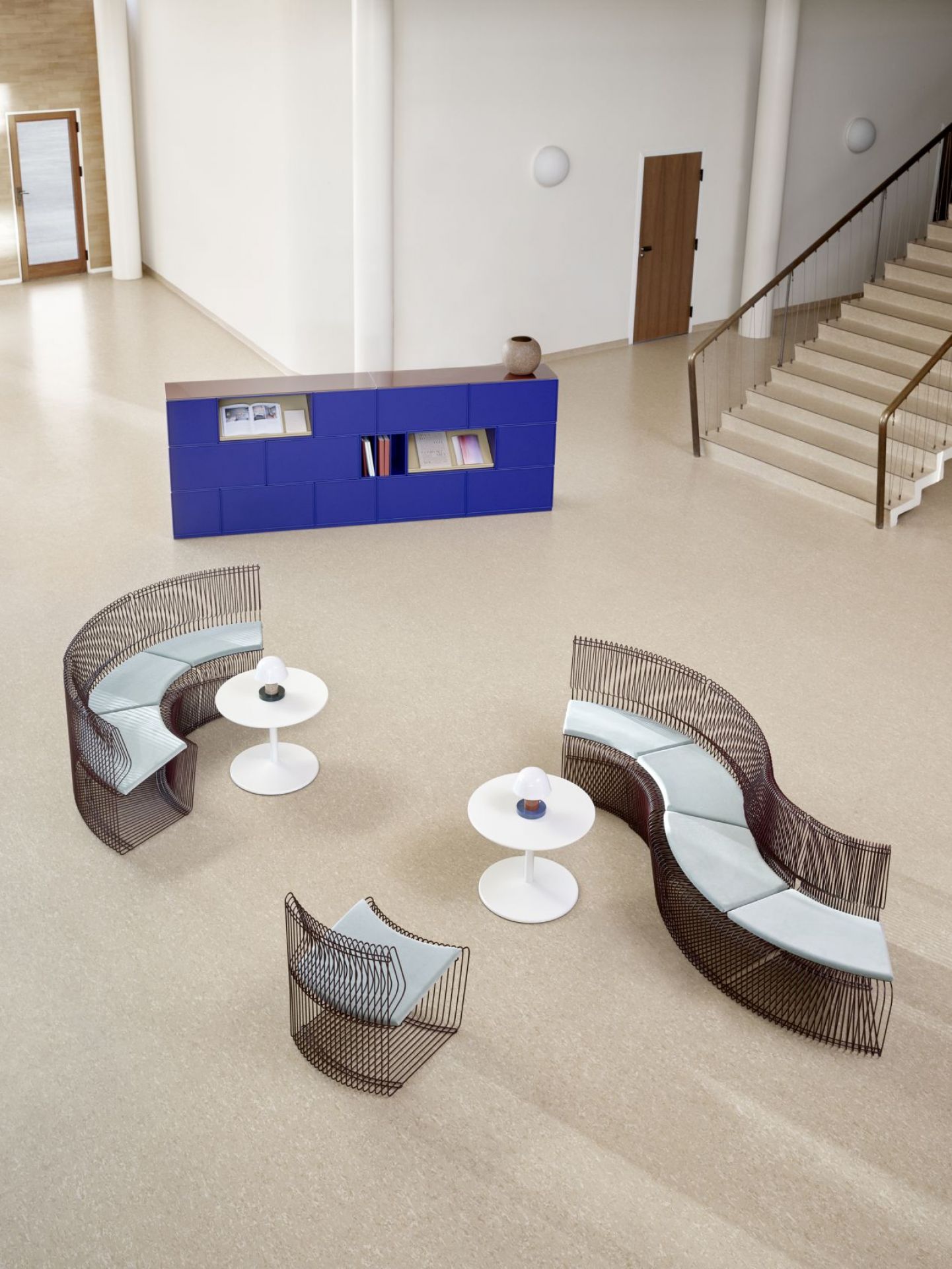 Panton Table Tisch Montana 