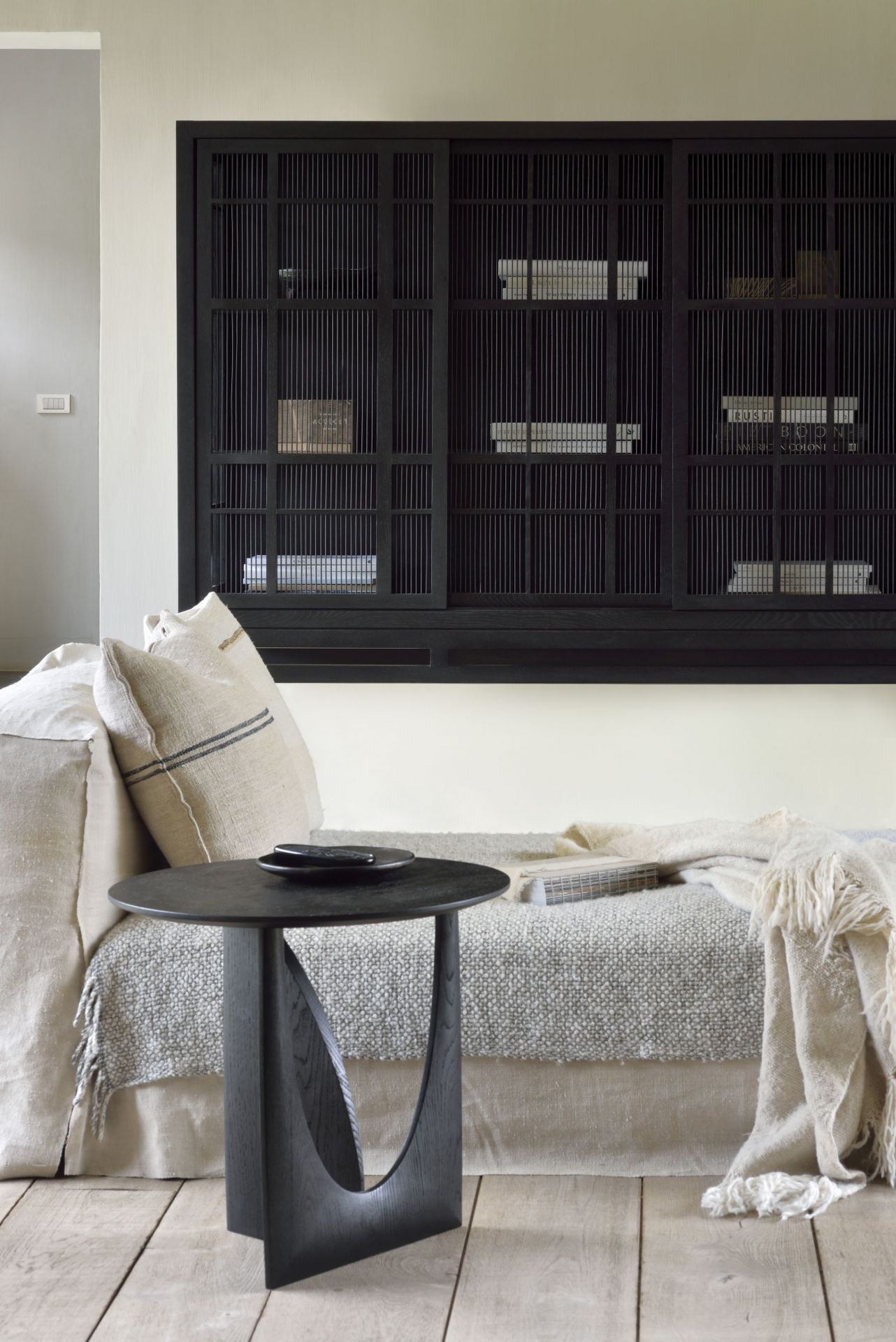 Geometric Beistelltisch Teak Ethnicraft