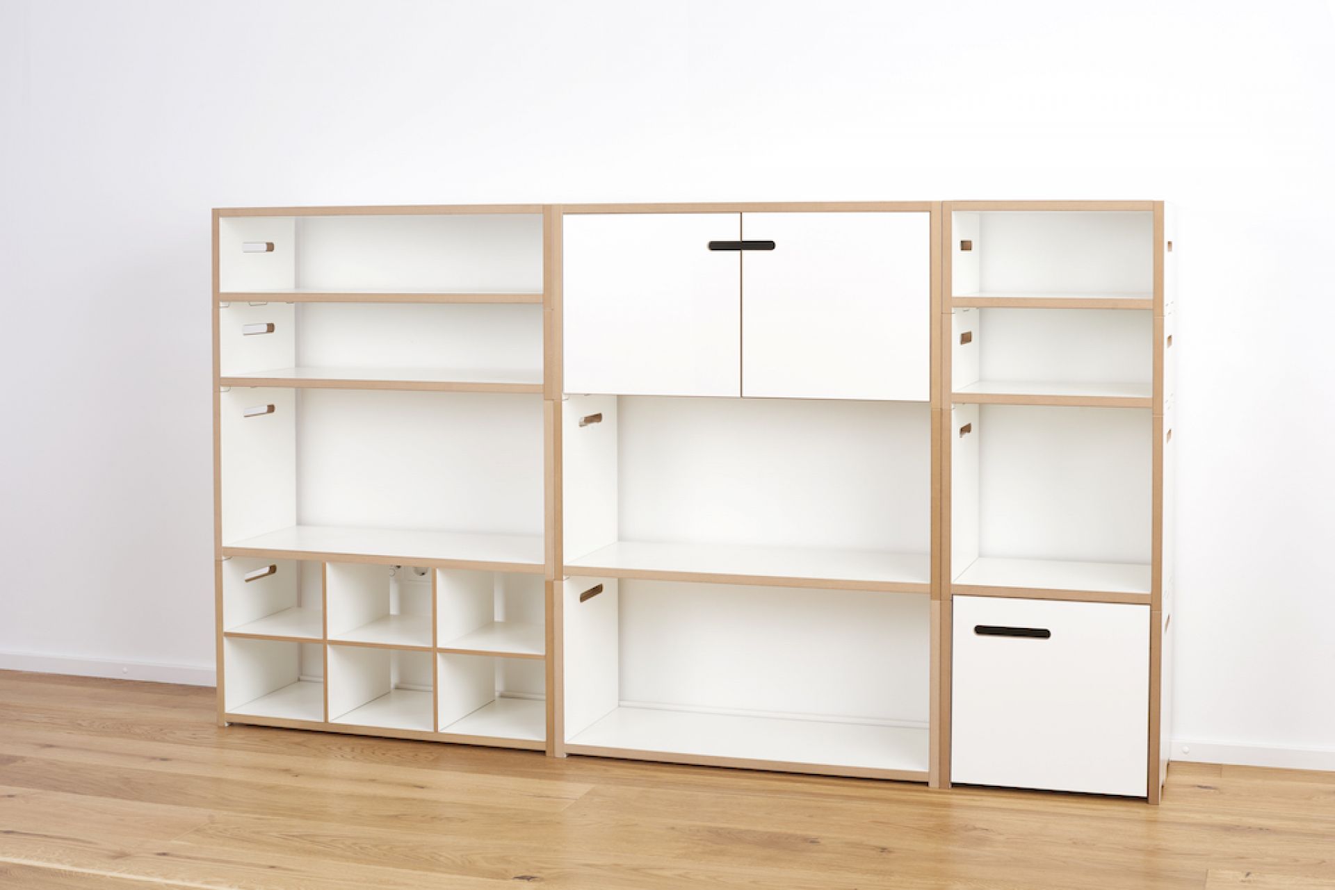 Tojo Halbstark Grundmodul Niedrig Regalserie Tojo Tojo Halbstark Grundmodul Niedrig Regalserie Tojo