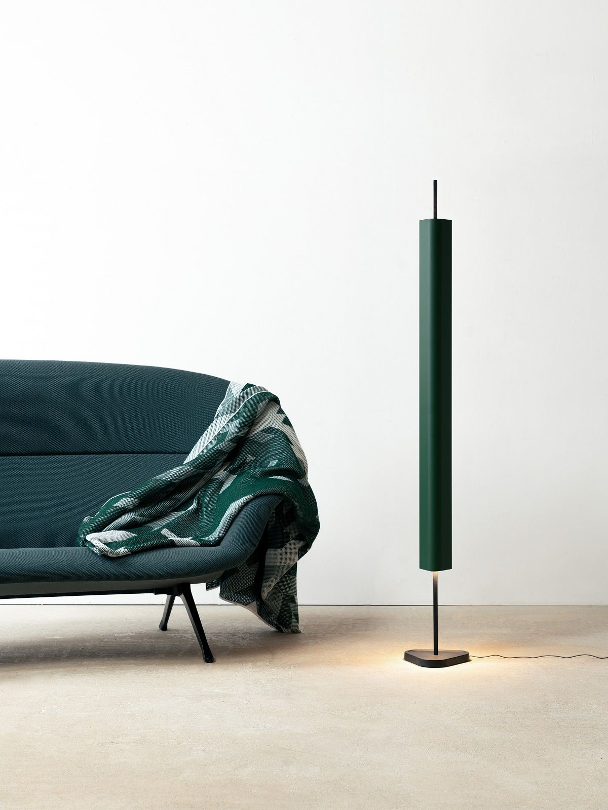 Emi Floor Stehleuchte Flos Deep Grün