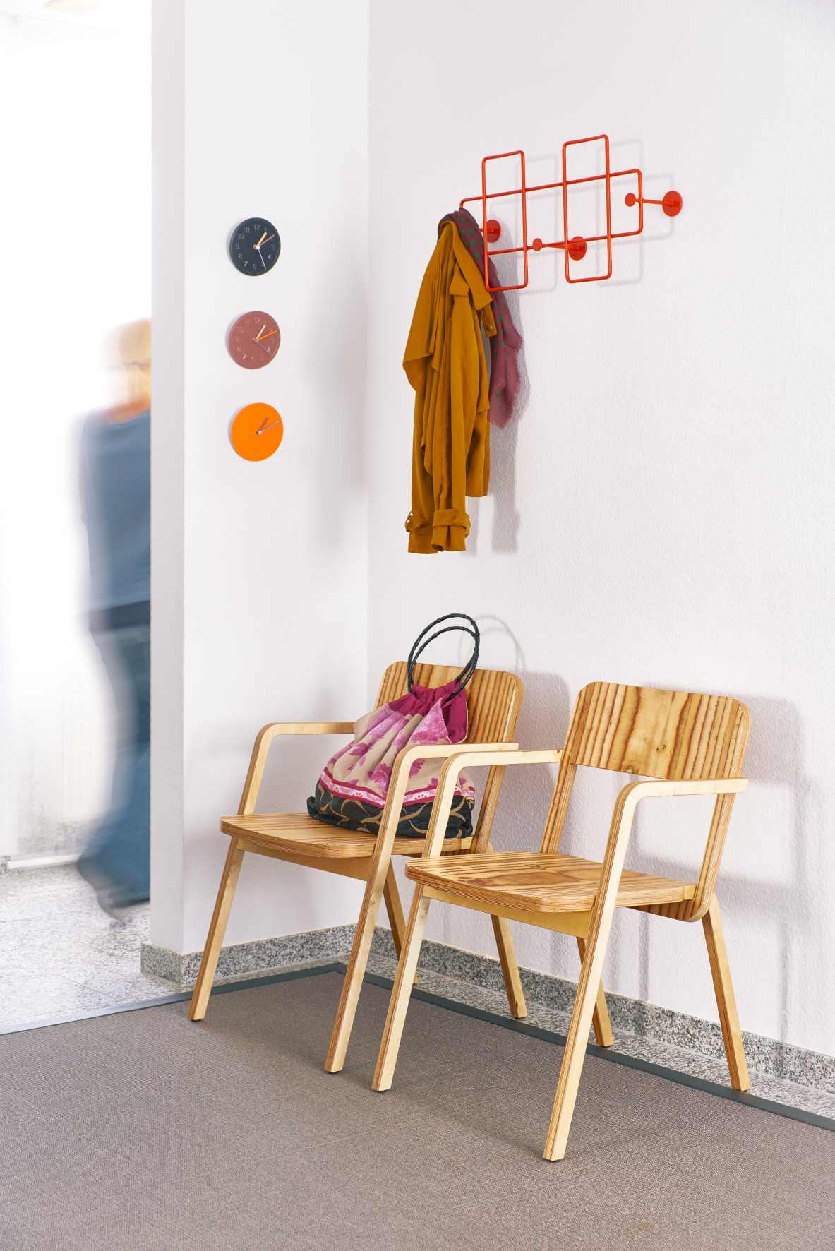 Bazar Wandgarderobe mittel Richard Lampert