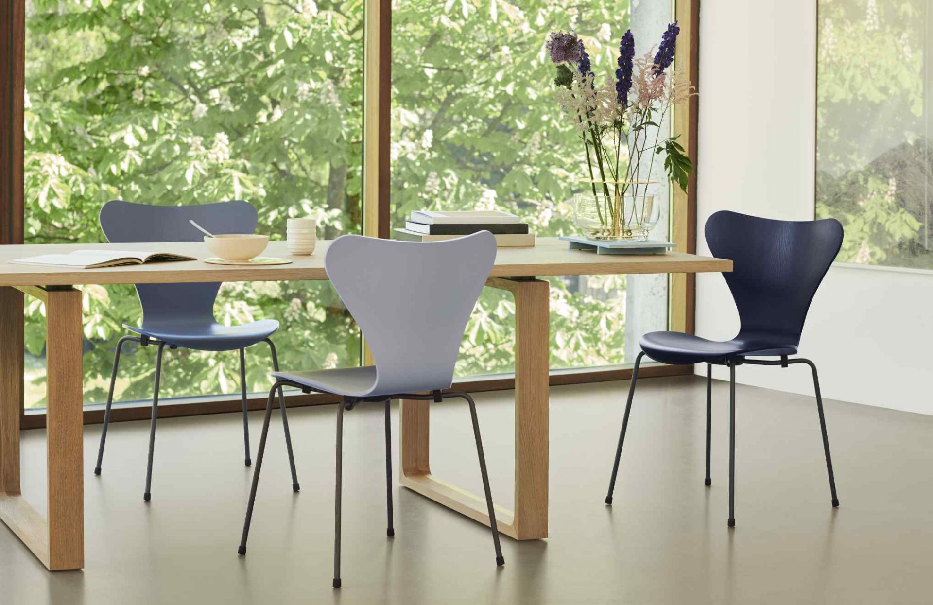 Essay Tisch Fritz Hansen - QUICK SHIP