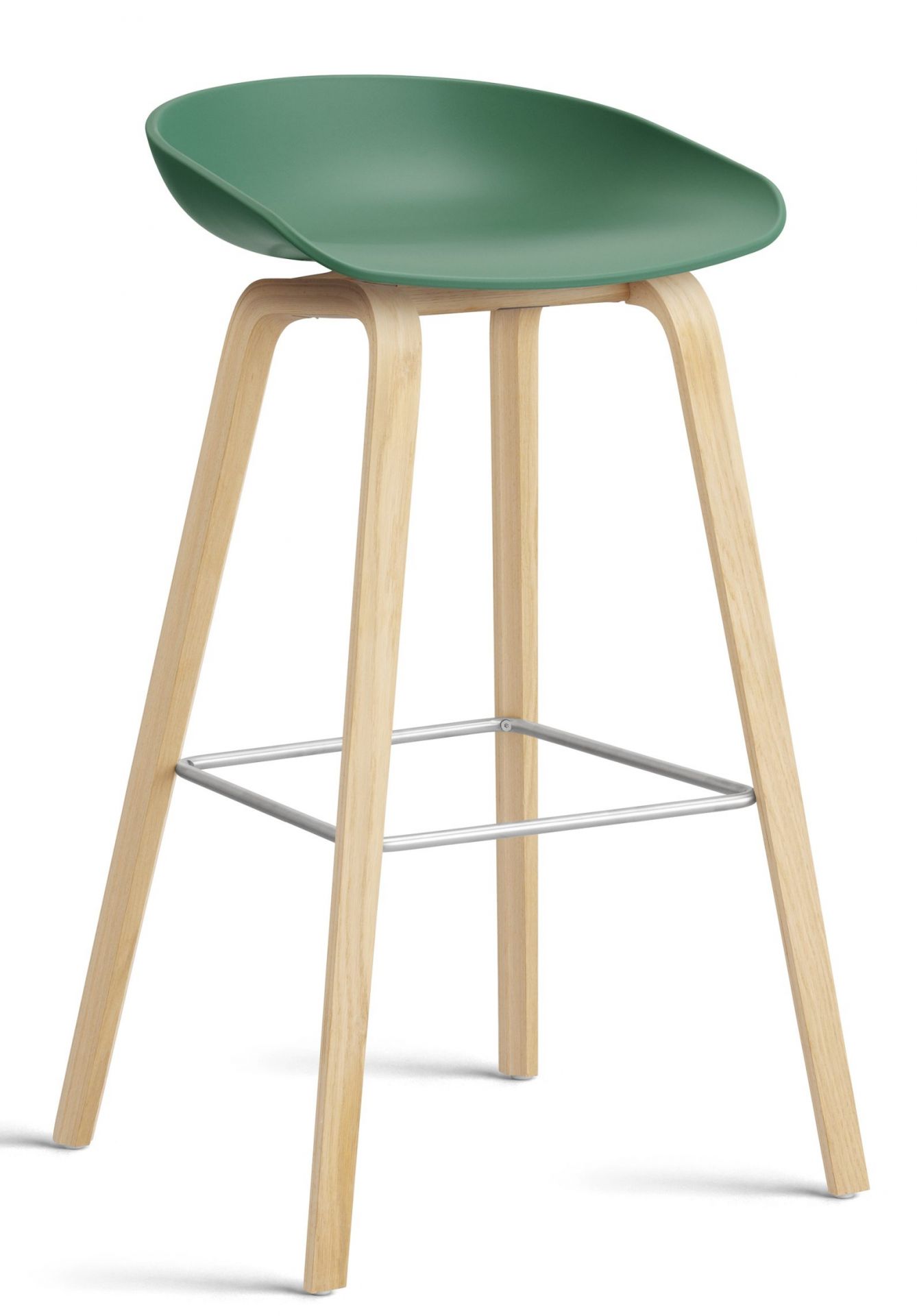 About a Stool AAS32 / AAS 32 Barhocker Hoch Vorzugskombinationen Hay Hay AAS32 Barhocker mit grünem Sitz und hellem Holzgestell, ideal für Küche und Bar.