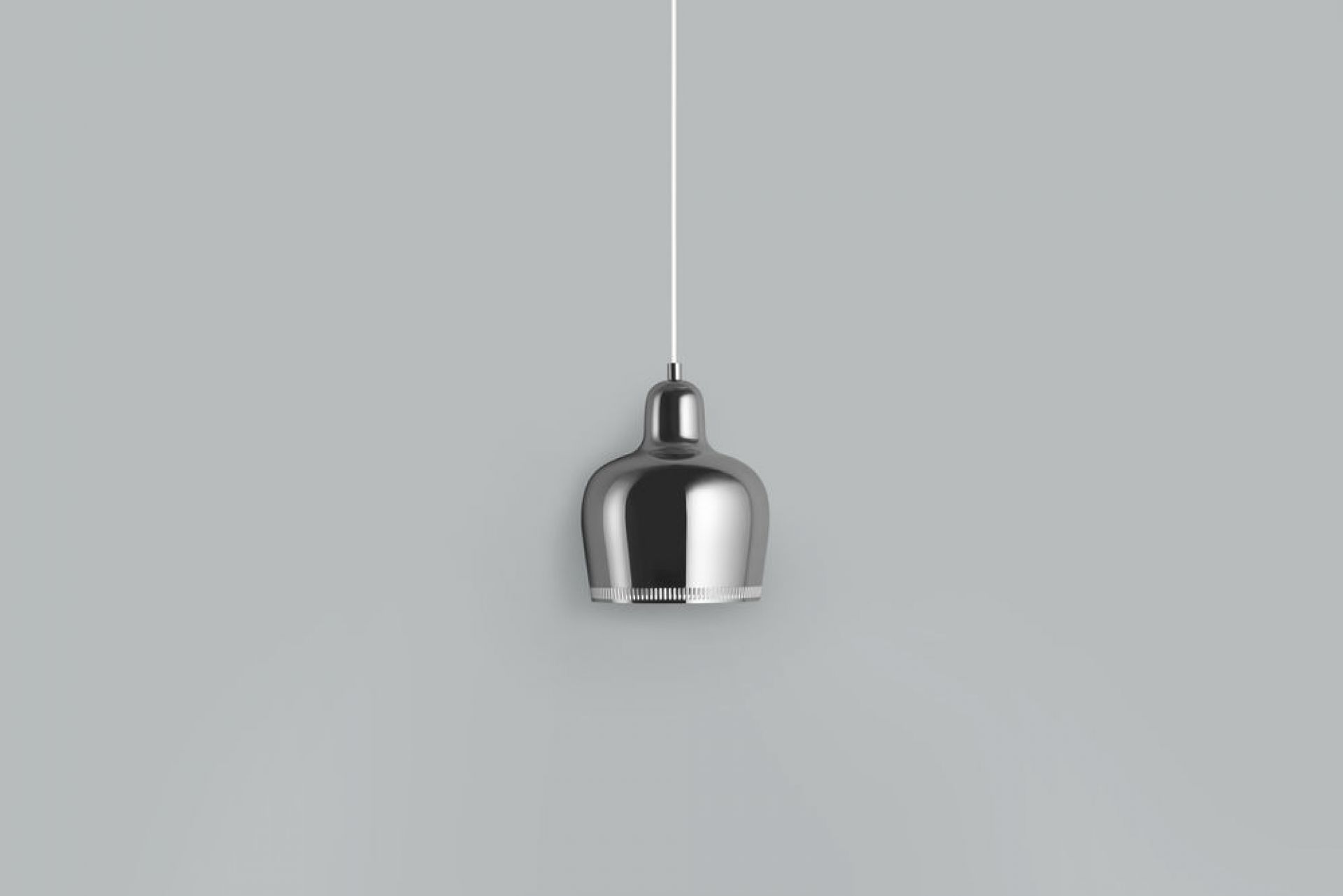 A330S Golden Bell Pendelleuchte Artek in Chrom-Weiss. Moderne Hängelampe für stilvolle Beleuchtung.