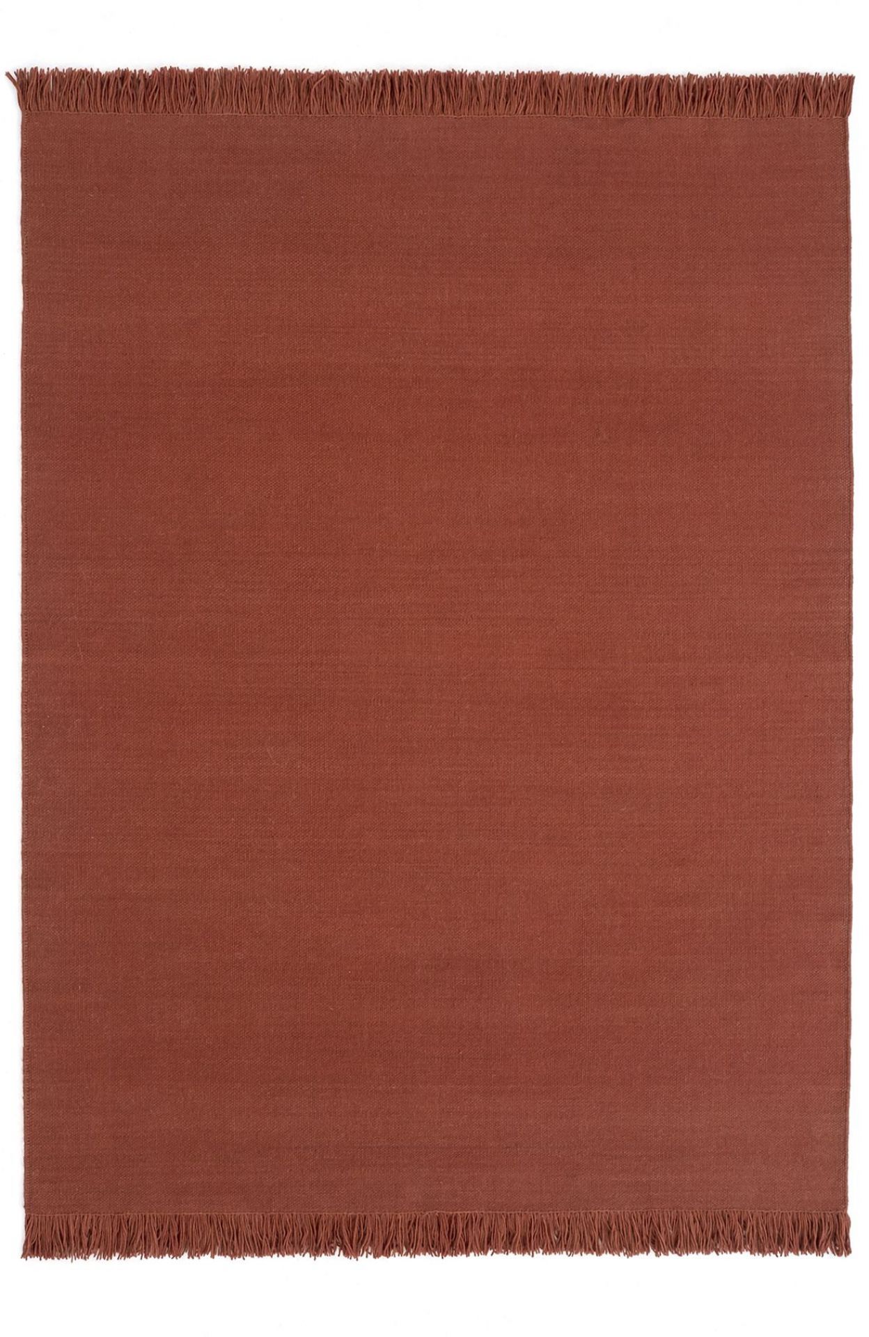 Colors Teppich Saffron von Nanimarquina, 170x240 cm, in warmem, einfarbigem Braun mit Fransen.