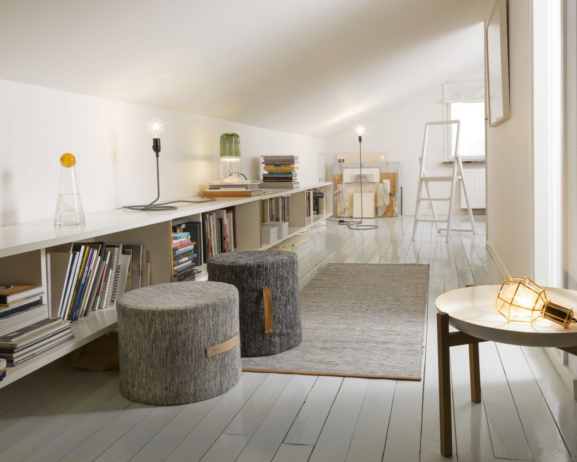 Björk Hocker hoch Design House Stockholm-Hellgrau