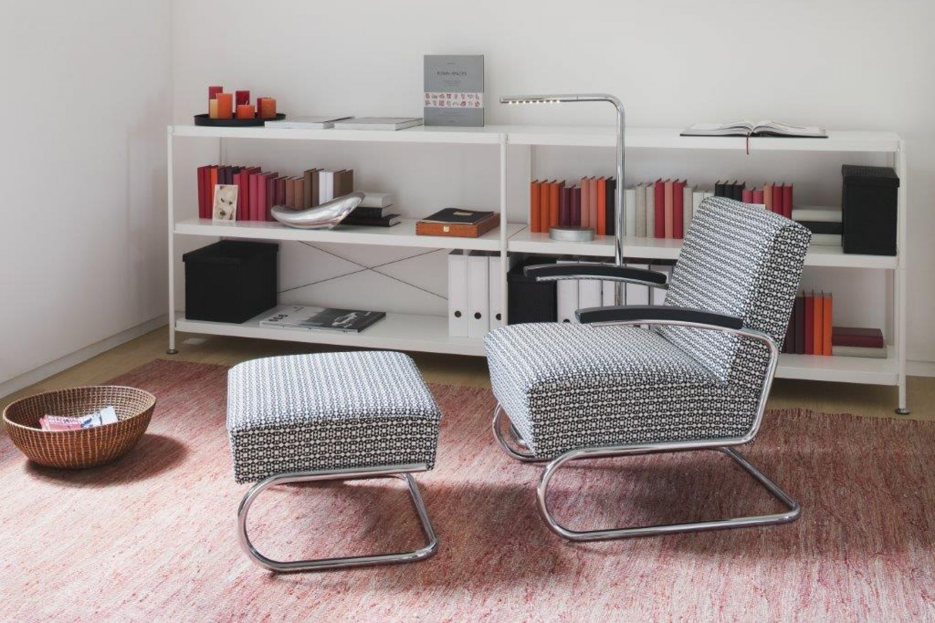 S 411 H Hocker Leder Thonet