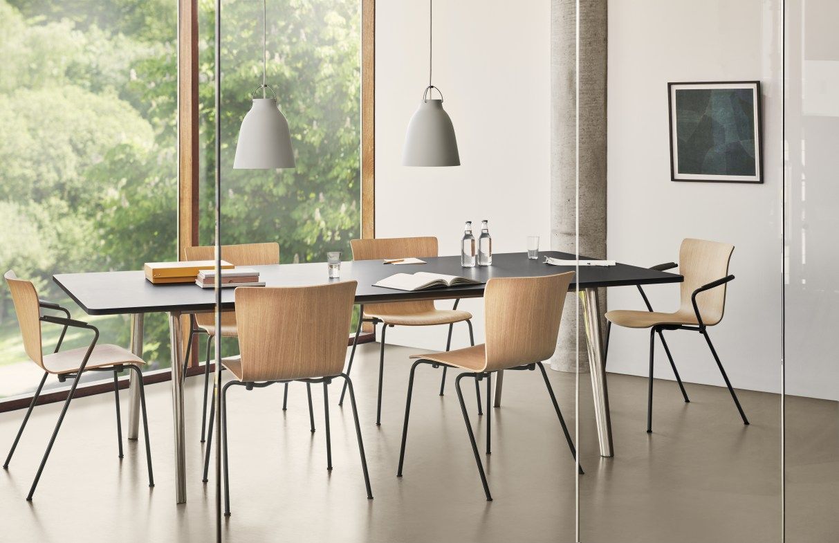 Pluralis Tisch Fritz Hansen