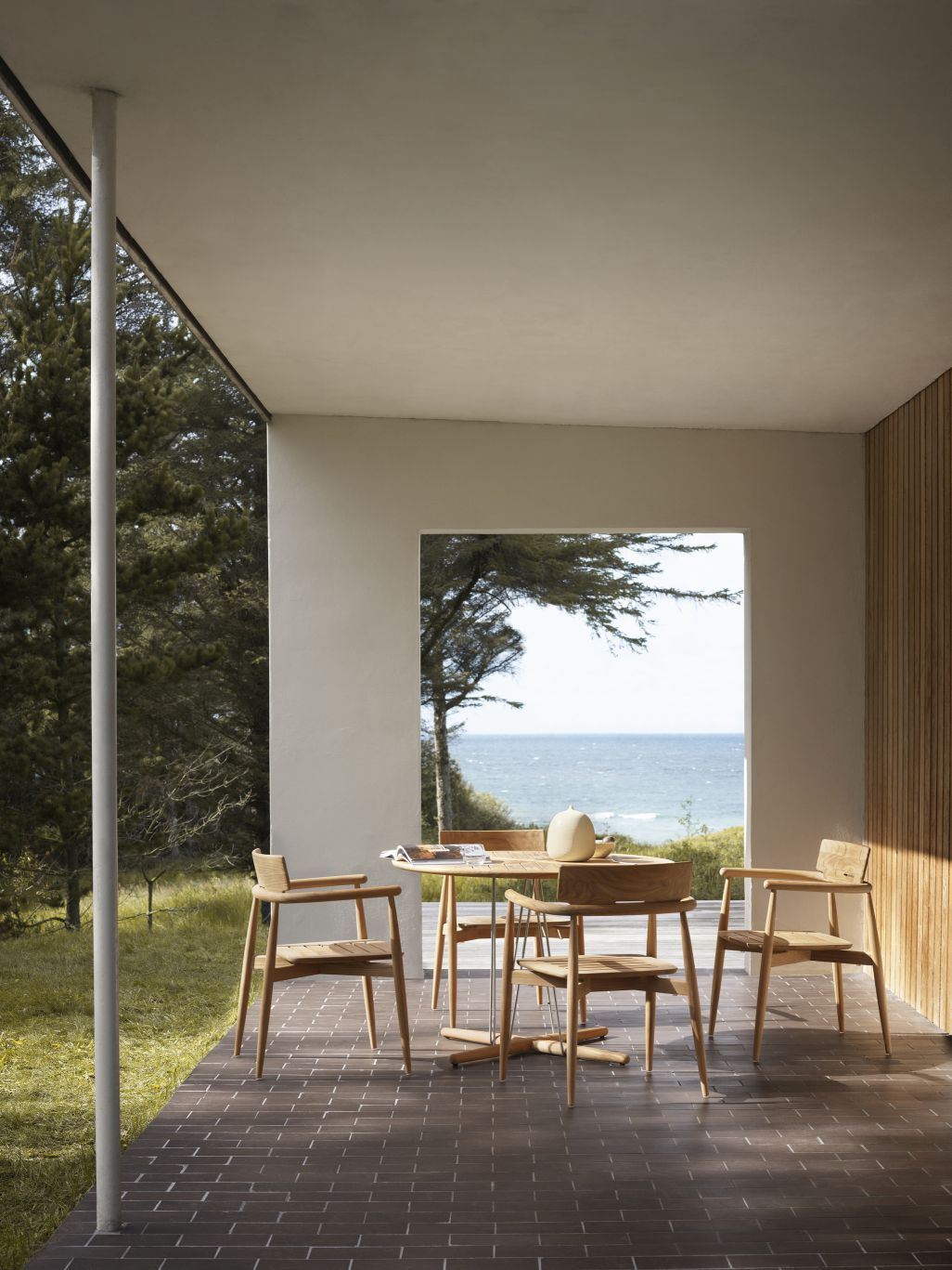 E008 Embrace Outdoor Stuhl Carl Hansen & Søn