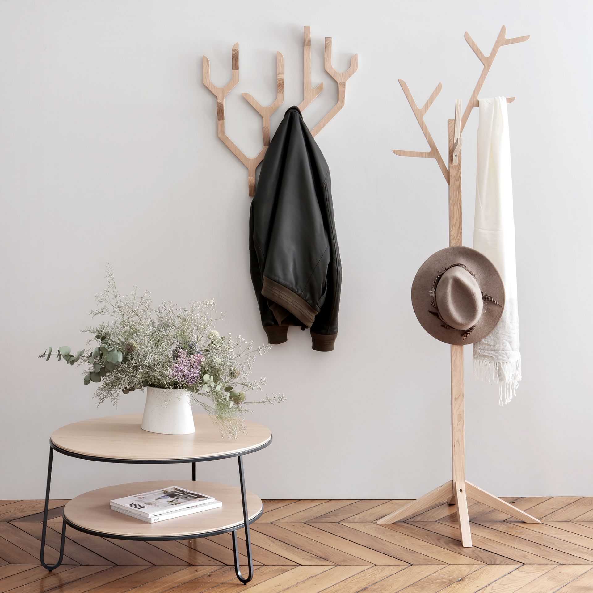 Ambroise Wall Coat rack Wandgarderobe EICHE NATUR Hartô EINZELSTÜCK
