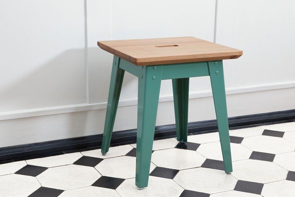 6Grad Hocker Jan Cray Rotorange-Bauholz recycelt