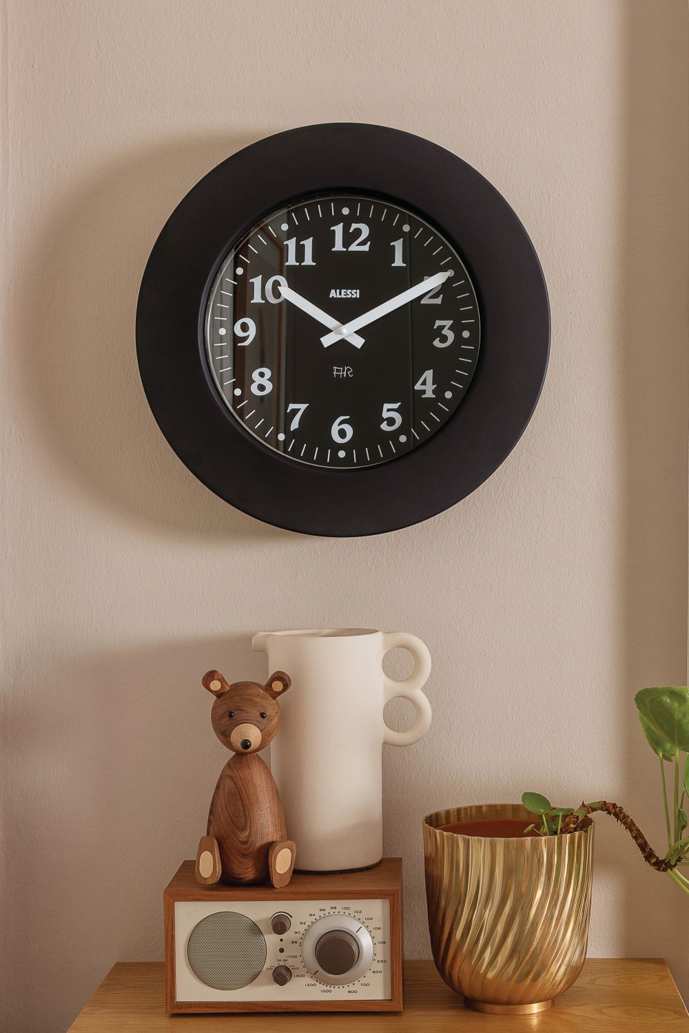 Momento  Wanduhr 11 B Schwarz Alessi 