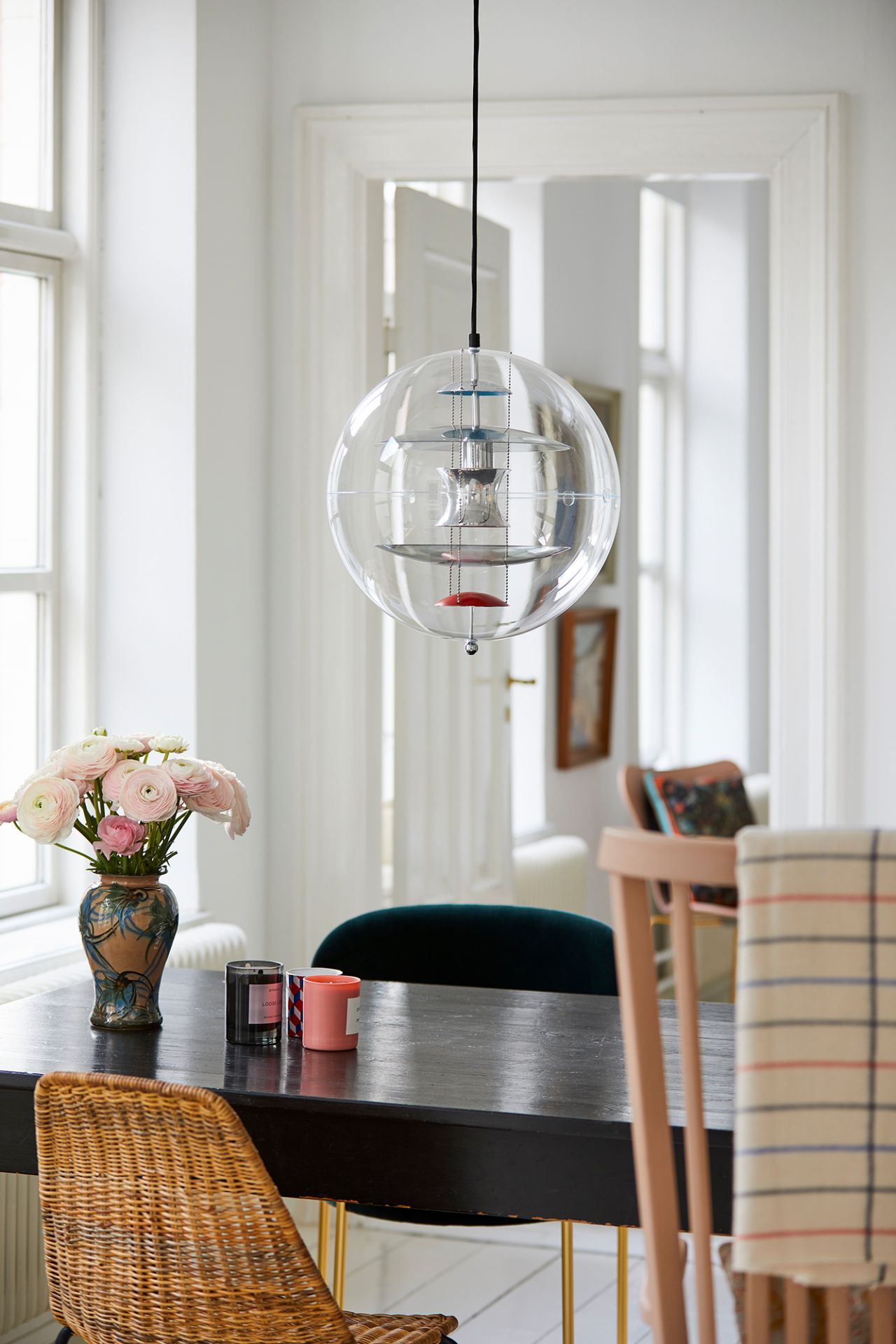 VP Globe Coloured Glass Pendelleuchte Verpan