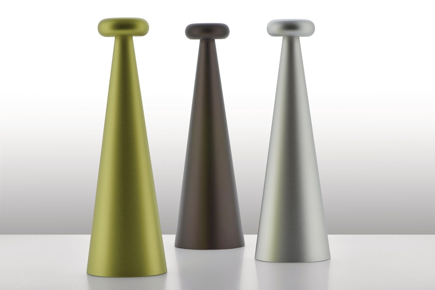 AST02 Bedin Tischleuchte Alessi AST02 Bedin Tischleuchte Alessi