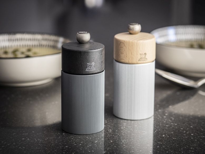Line Pfeffermühle H 12 cm Graphit & Carbon Peugeot