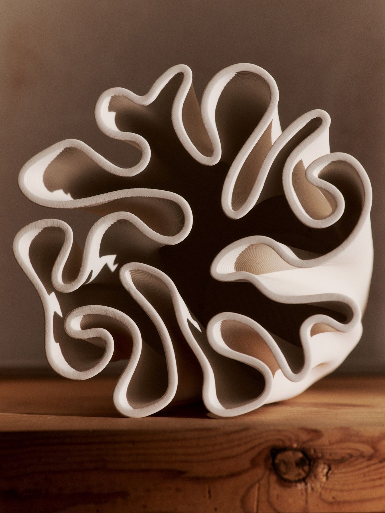 Dedali Vase Medium Off-white Ferm Living 