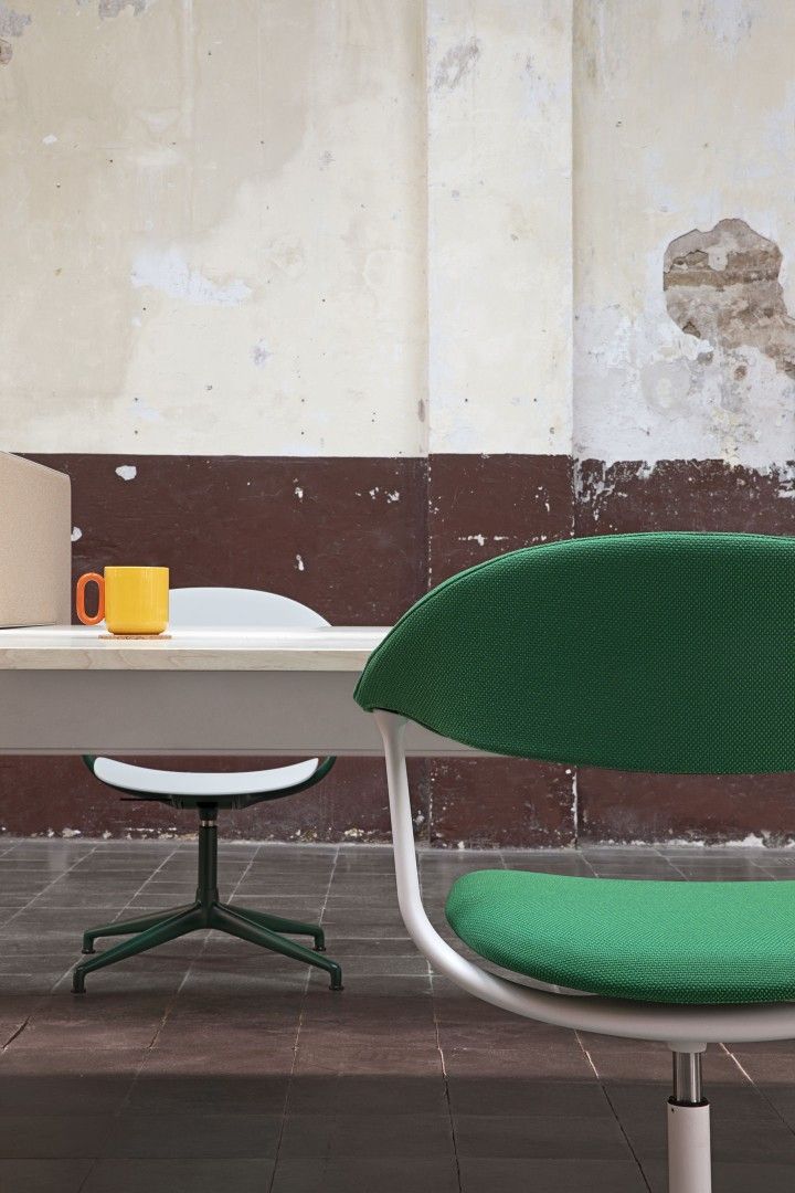 Mynt Rücken und Sitz Kunststoff Bürodrehstuhl Vitra