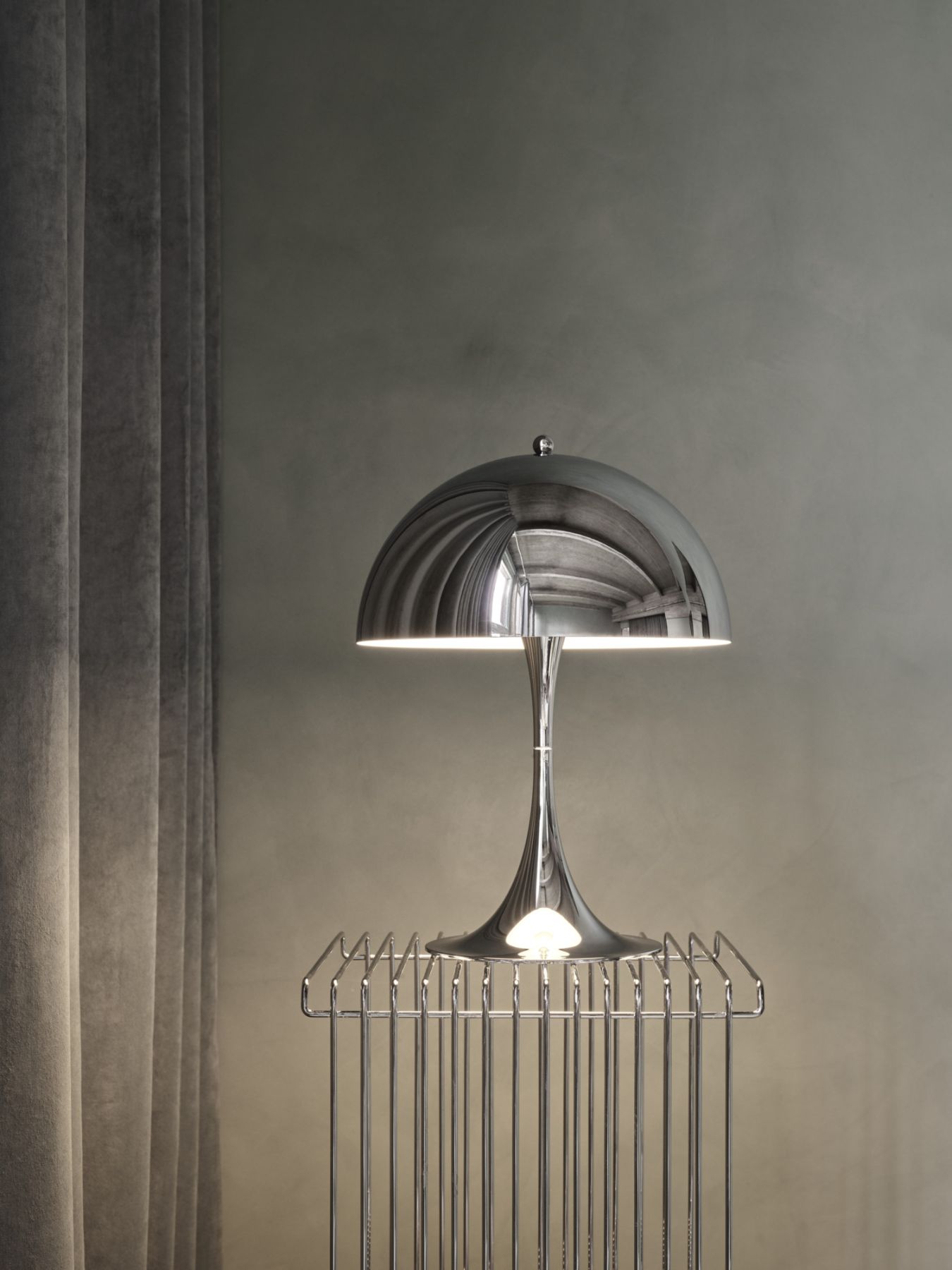 Panthella 320 Table lamp Tischleuchte Louis Poulsen