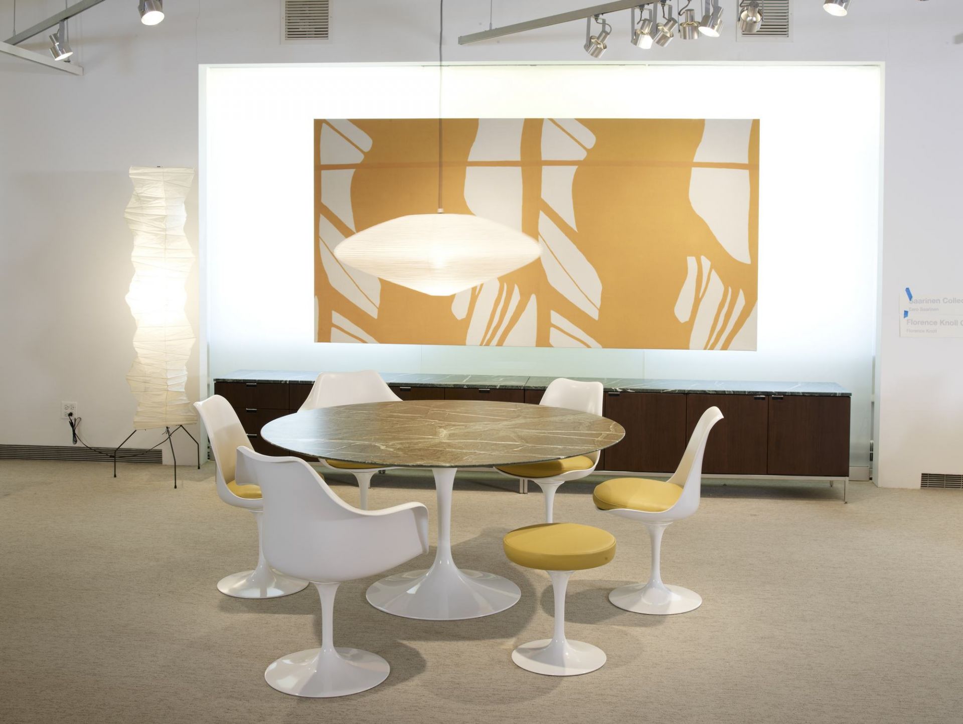 Tulip Armchair / Tulpen Armlehnenstuhl drehbar Knoll International