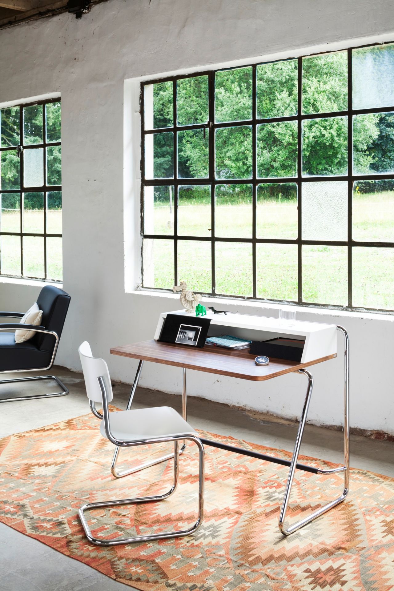 S 43 Stahlrohr Klassiker Freischwinger Thonet Schwarz - Chrom