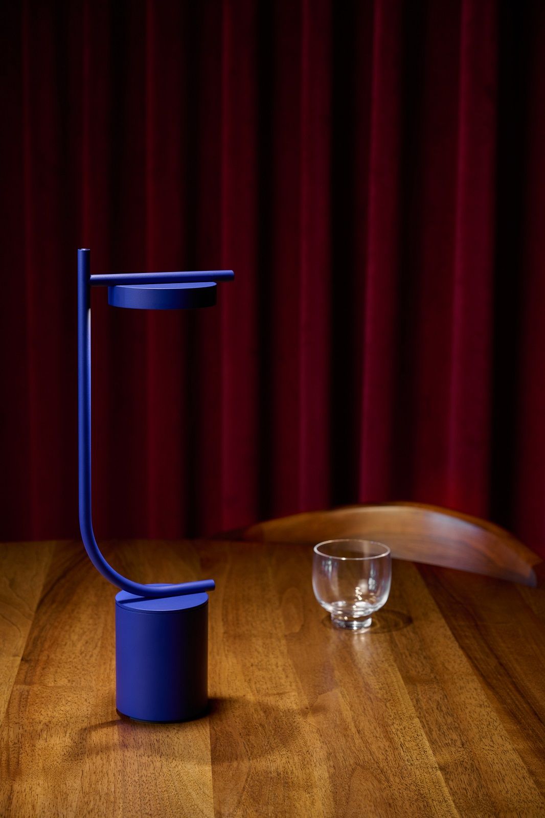 Igram Portable Table Lamp Shape J Akkuleuchte / Tischleuchte Grupa 