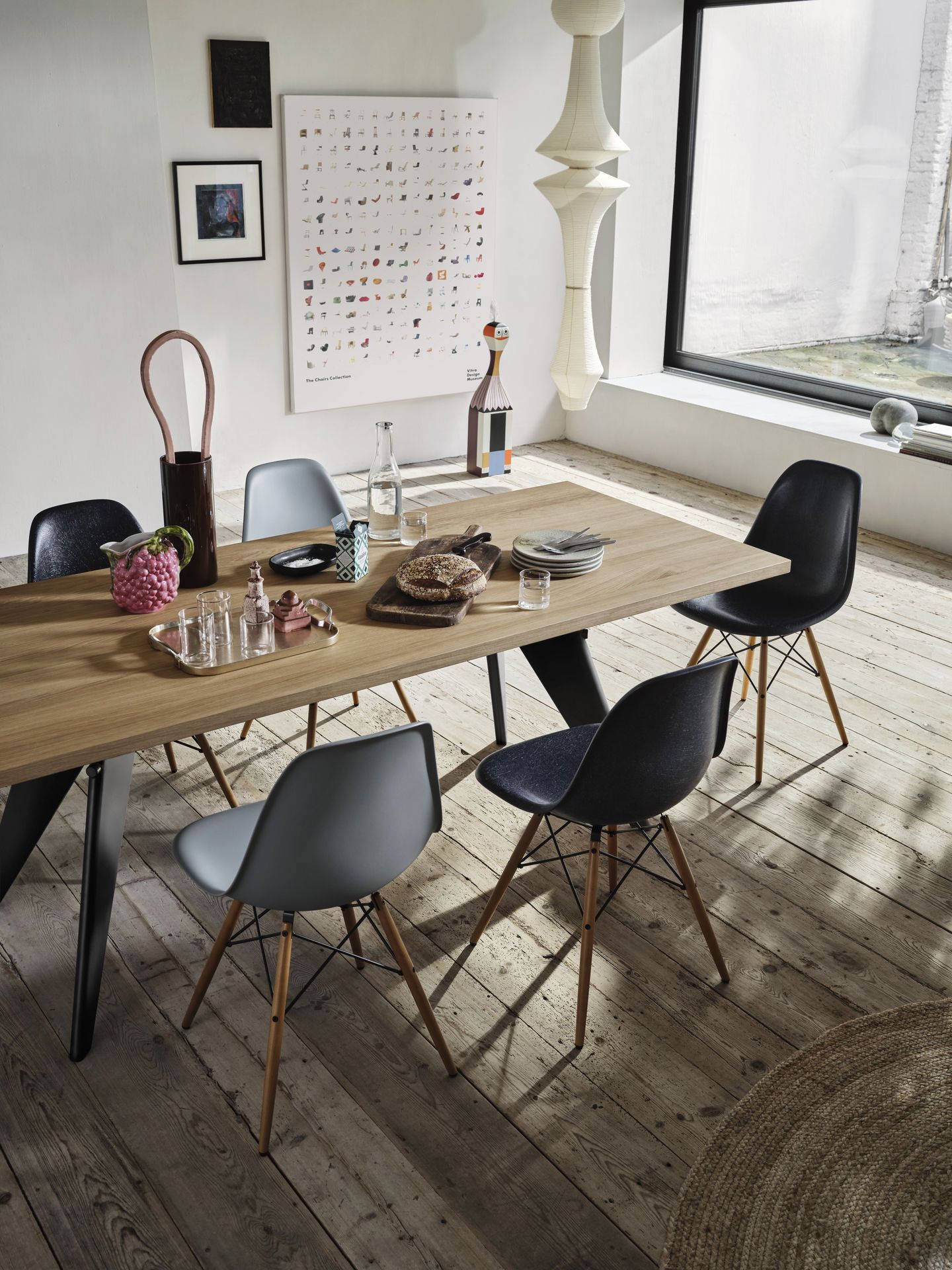 Eames Fiberglass Chair DSW Stuhl mit Sitzpolster Vitra